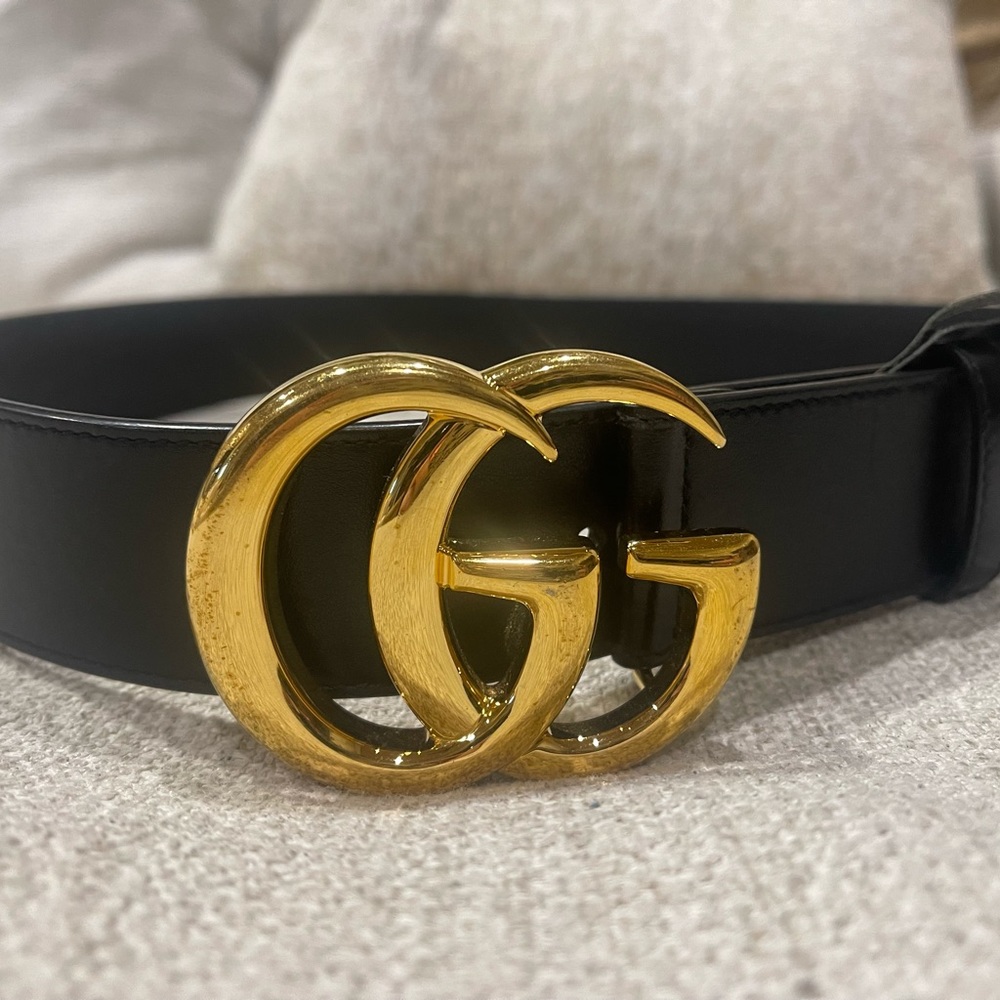 Gucci Double G Gold with black leather belt EUC